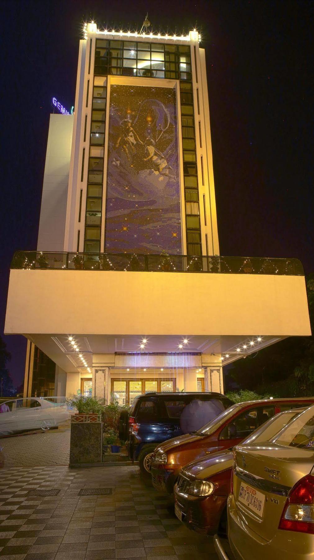 双子座洲际酒店 勒克瑙 外观 照片